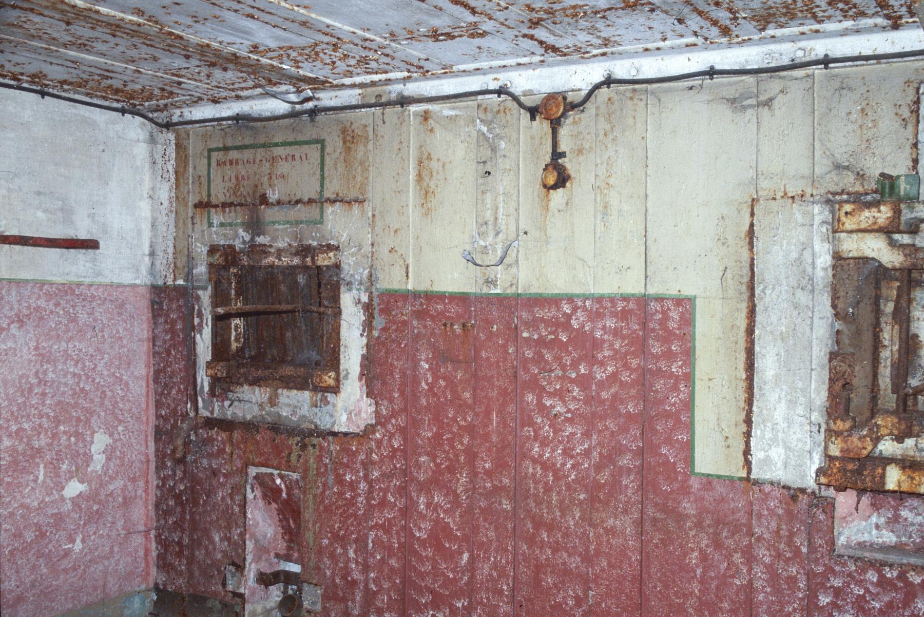 Ligne Maginot - DENTING - A28 - (Ouvrage d'infanterie) - Bloc 2
Chambre de tir - MANSUY Michel