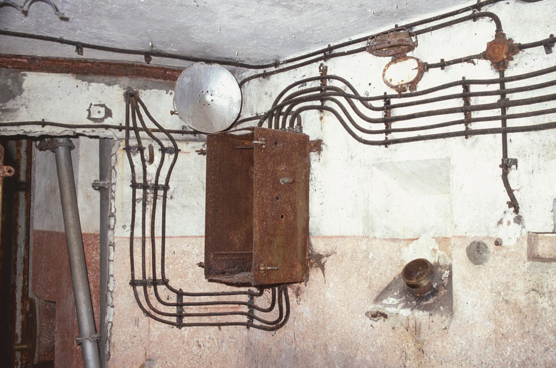 Ligne Maginot - DENTING - A28 - (Ouvrage d'infanterie) - Bloc 2 - MANSUY Michel