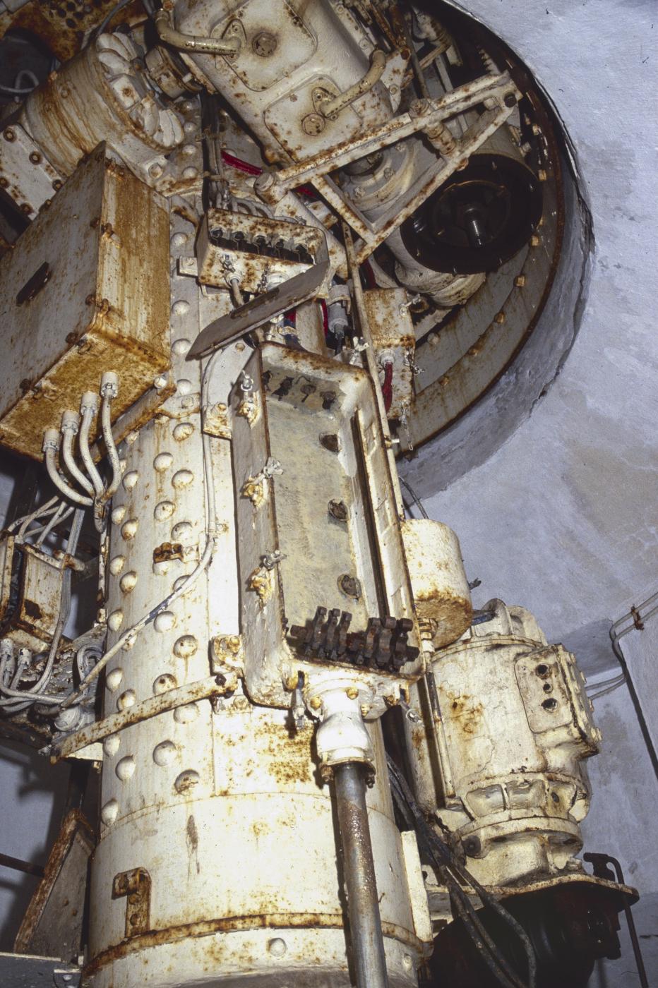 Ligne Maginot - DENTING - A28 - (Ouvrage d'infanterie) - Bloc 3
Tourelle de mitrailleuses - MANSUY Michel