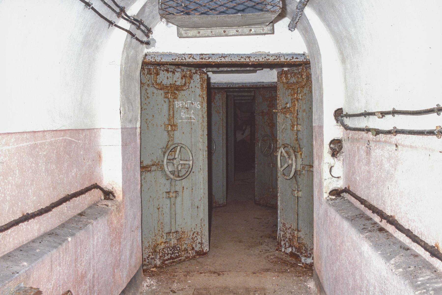 Ligne Maginot - DENTING - A28 - (Ouvrage d'infanterie) - Bloc 1
Couloir en bas du bloc - MANSUY Michel