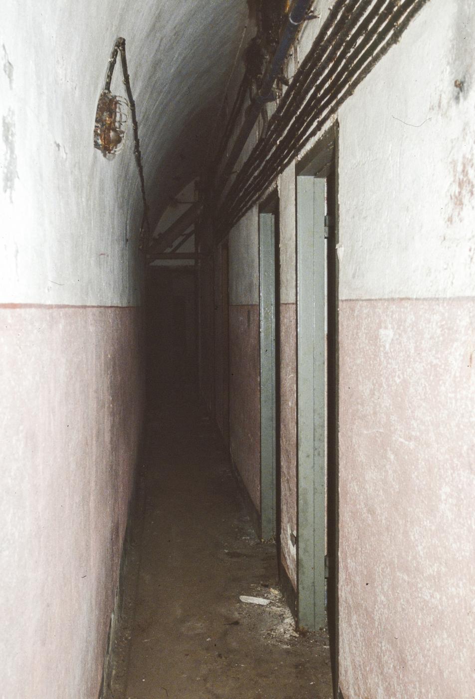 Ligne Maginot - DENTING - A28 - (Ouvrage d'infanterie) - Couloir du PC - MANSUY Michel