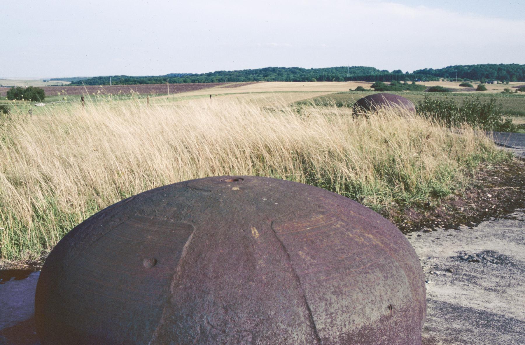 Ligne Maginot - MENSKIRCH - C57 - (Casemate d'infanterie - double) - Les cloches - MANSUY Michel