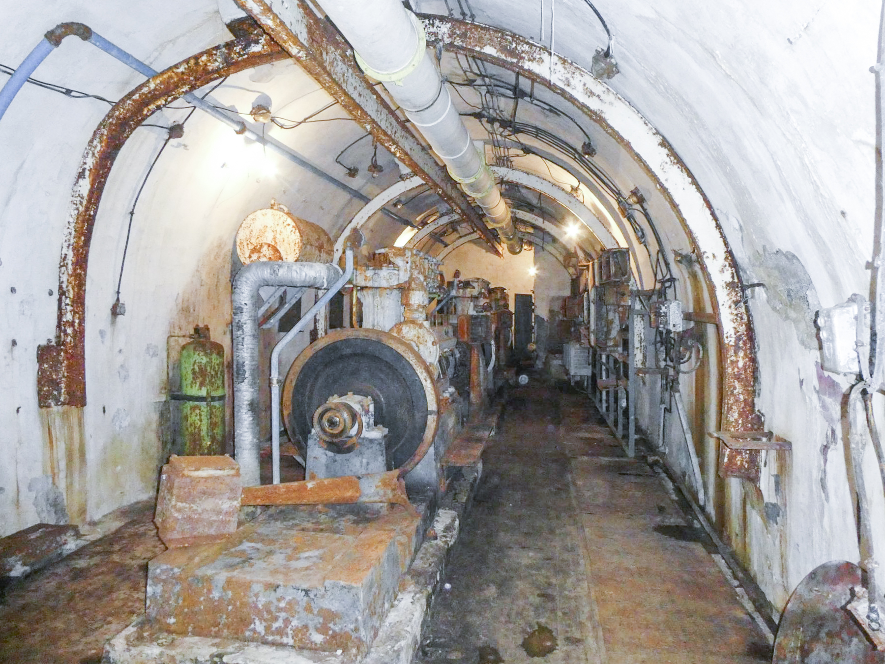 Ligne Maginot - GORDOLON (GN) - (Ouvrage d'artillerie) - L'usine - ELLENA Daniel - CUNY Philippe