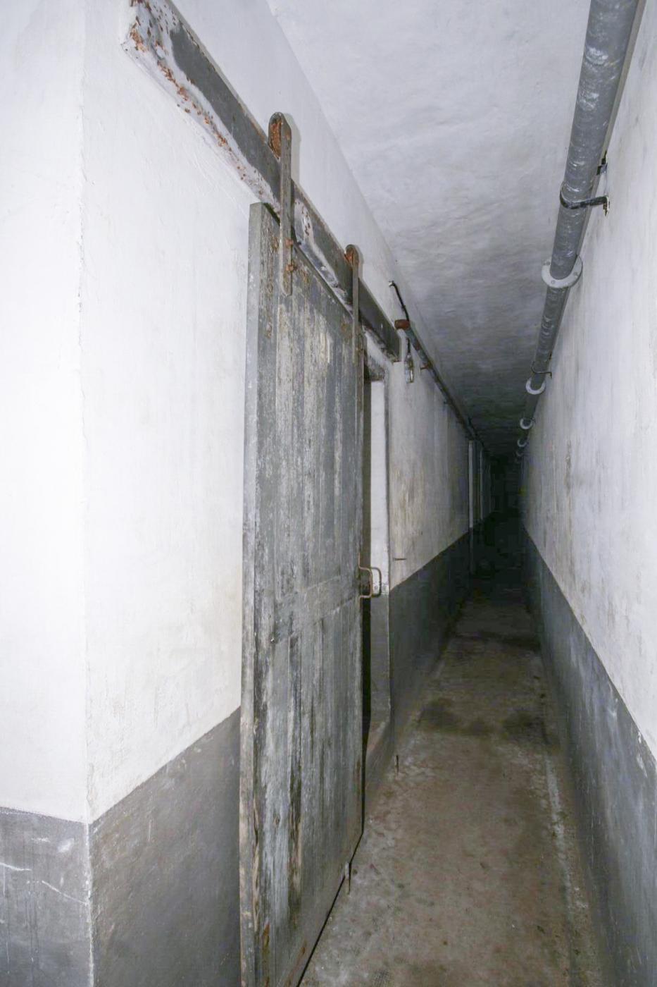Ligne Maginot - DONAU - (Abri) - Couloir arrière - duomaxw