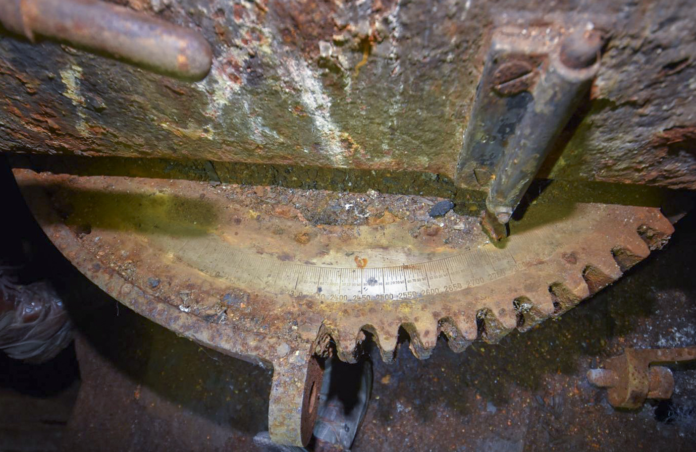 Ligne Maginot - FORT JEANNE D'ARC (3° ARMEE) - (PC de Région Fortifiée) - Batterie gauche pour obusiers de 15 cm - Ludovic KNAPP