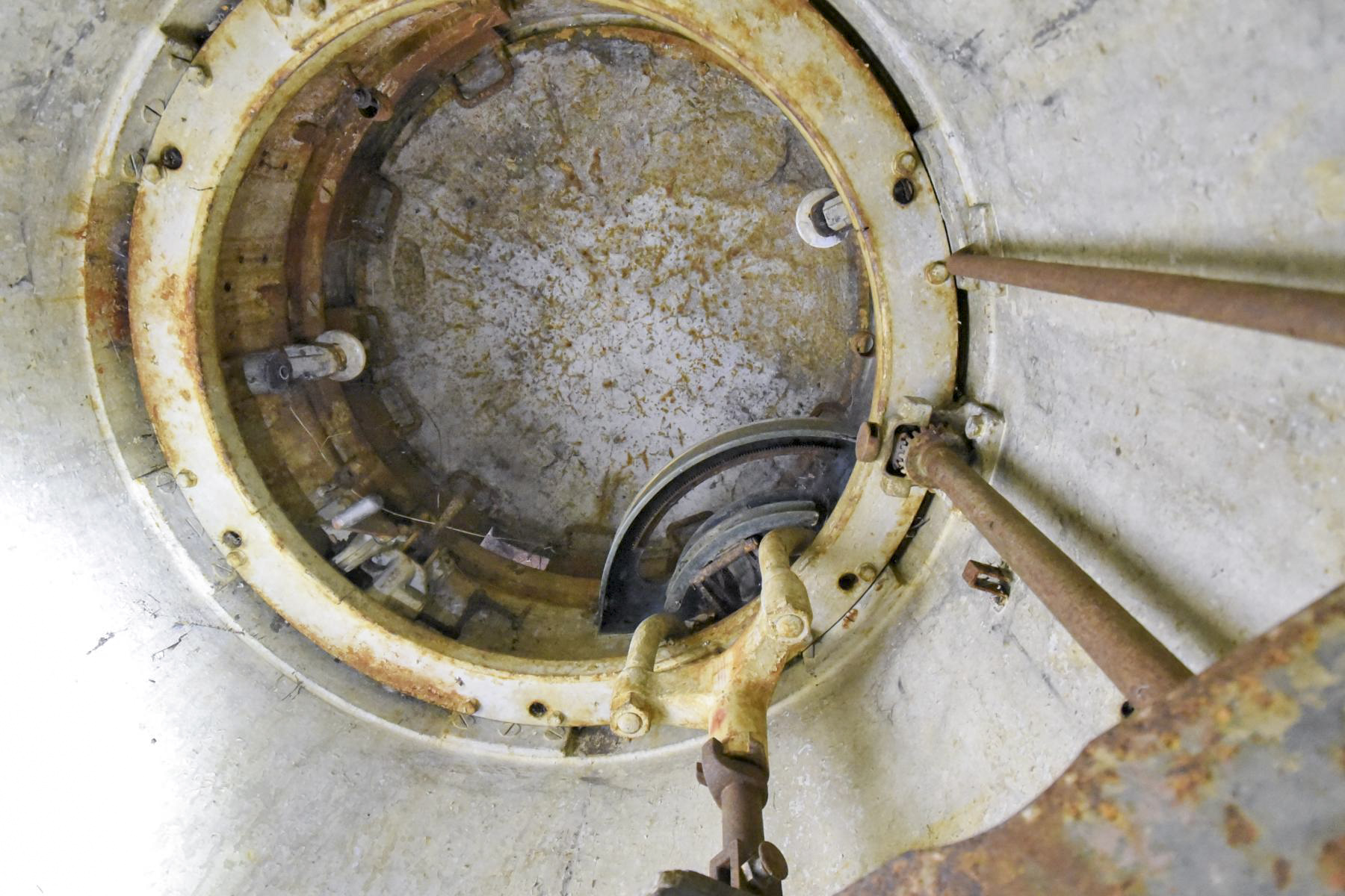 Ligne Maginot - FORT JEANNE D'ARC (3° ARMEE) - (PC de Région Fortifiée) - Observatoire fixe relié à la caserne 6 - Ludovic KNAPP