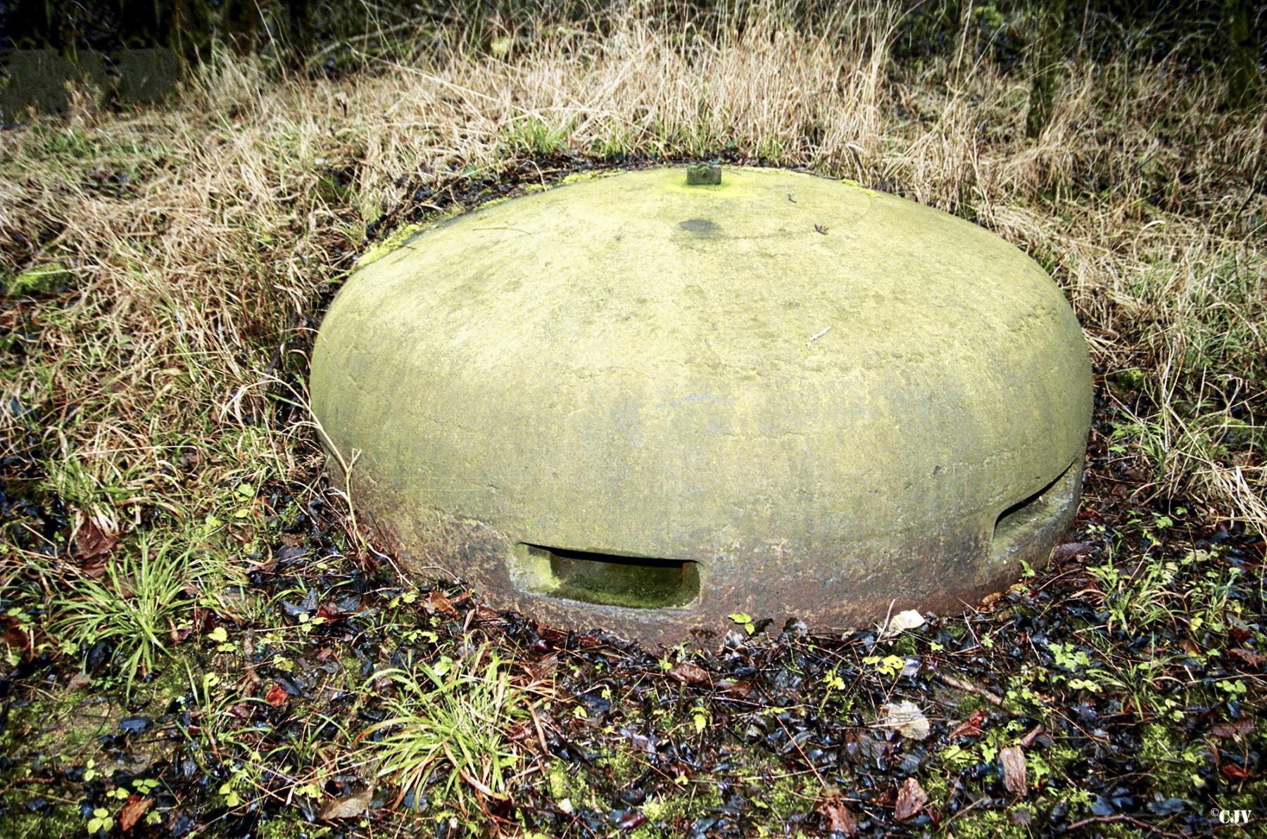 Ligne Maginot - FORT JEANNE D'ARC (3° ARMEE) - (PC de Région Fortifiée) - Exemple d'une observatoire fixe - Lia VERMEULEN