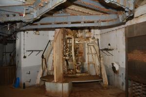 Ligne Maginot - Canon-obusier de 75 mm modèle 1933 sous casemate - Ouvrage du Simserhof