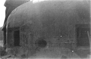 Ligne Maginot - ASCHBACH EST - O2 - (Casemate d'infanterie - Double) - La casemate après les combats 
La cloche est