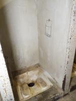 Ligne Maginot - KINDELBERG (QUARTIER CAMP - III/37° RIF) - (Abri) - Local wc et lavabos