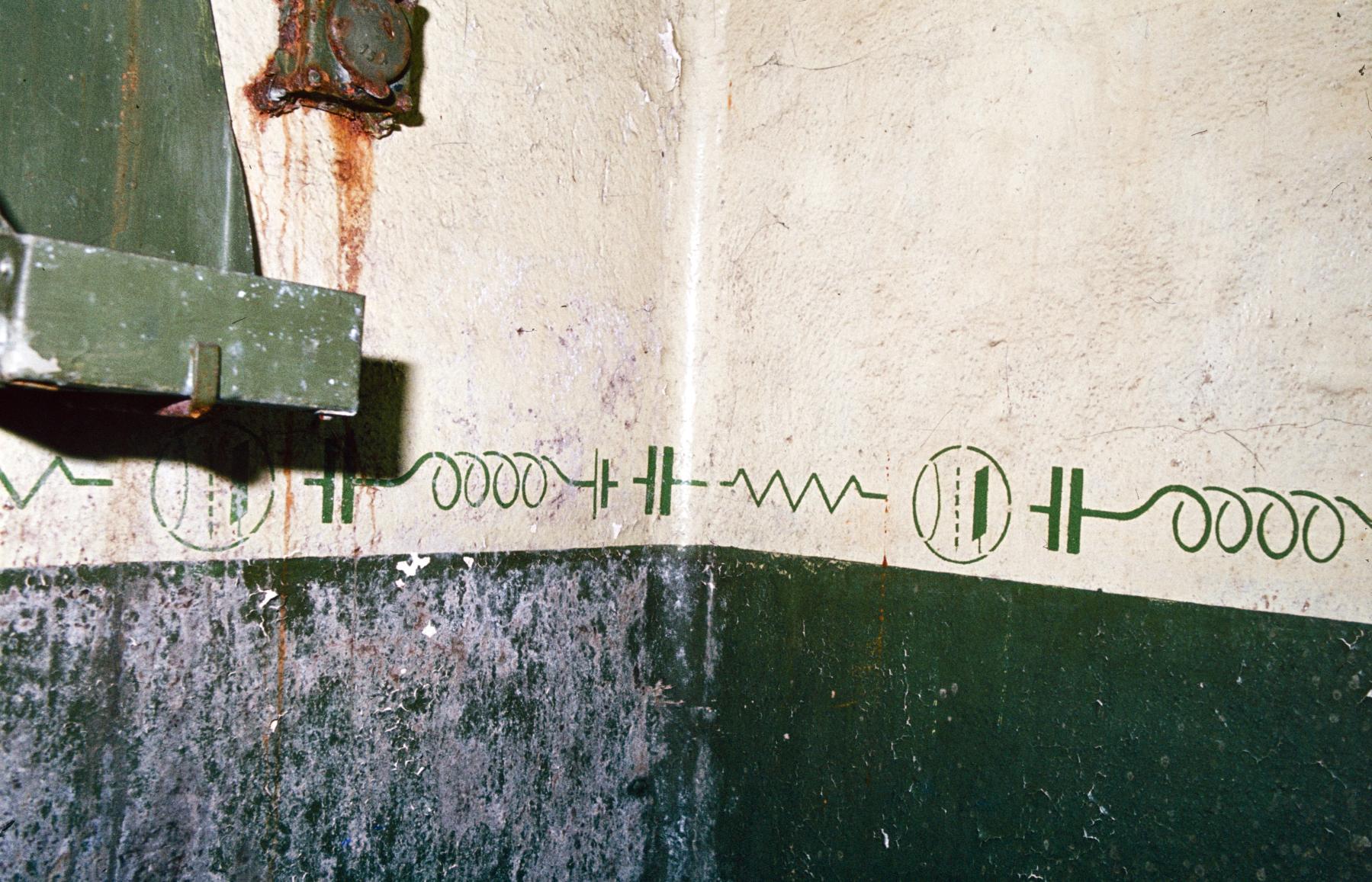 Ligne Maginot - TETING - A38 - (Ouvrage d'infanterie) - Bloc 3
Local radio - MANSUY Michel