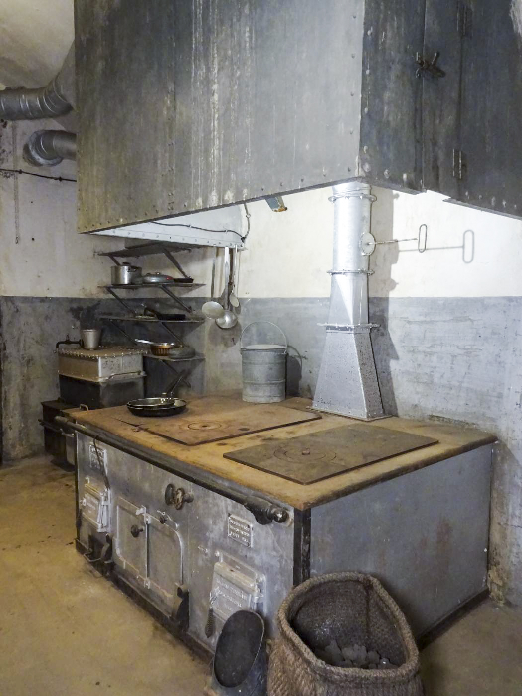 Ligne Maginot - KINDELBERG (QUARTIER CAMP - III/37° RIF) - (Abri) - Cuisine - ammagsdr