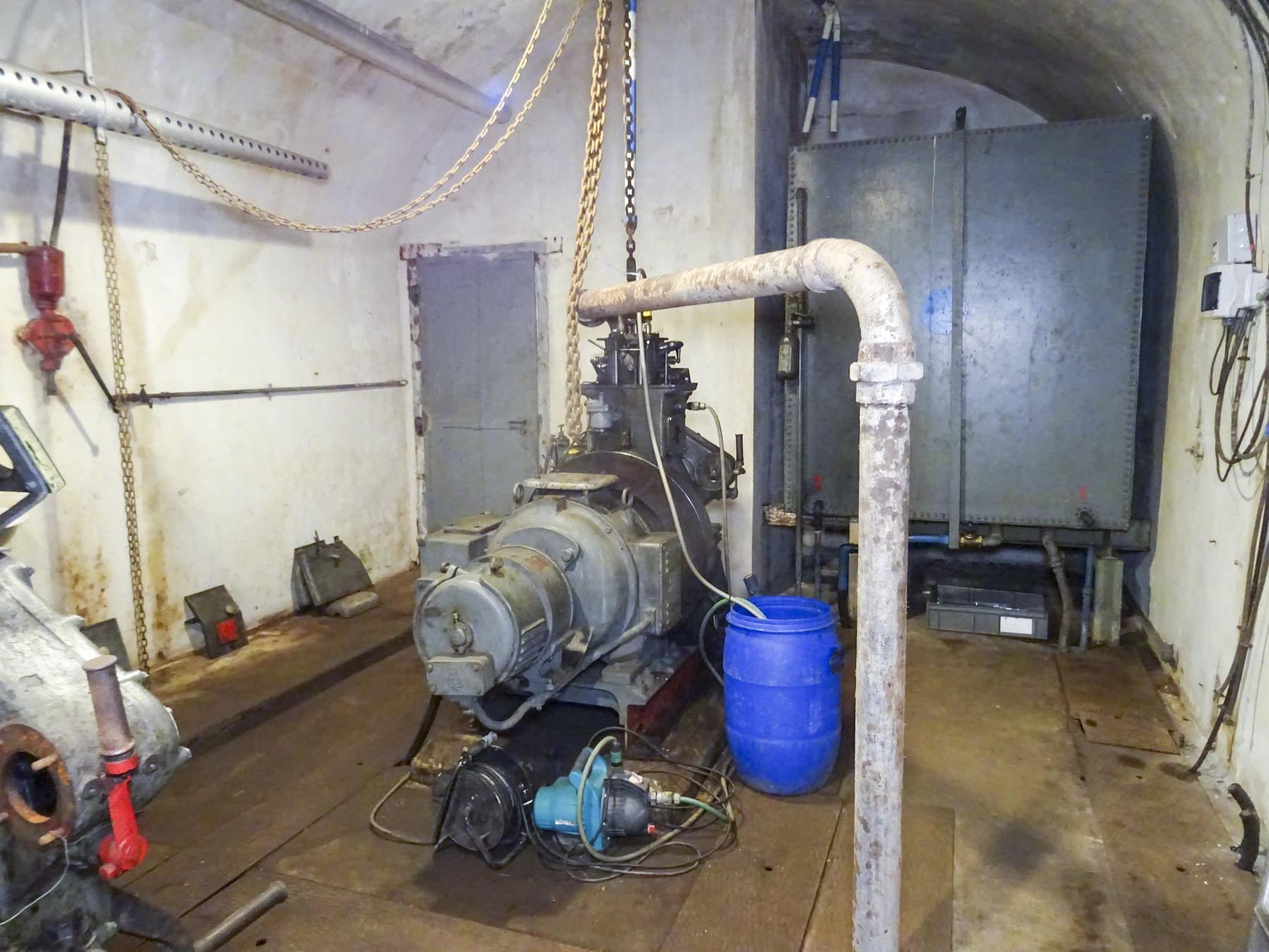 Ligne Maginot - KINDELBERG (QUARTIER CAMP - III/37° RIF) - (Abri) - Usine
Un des moteurs - ammagsdr