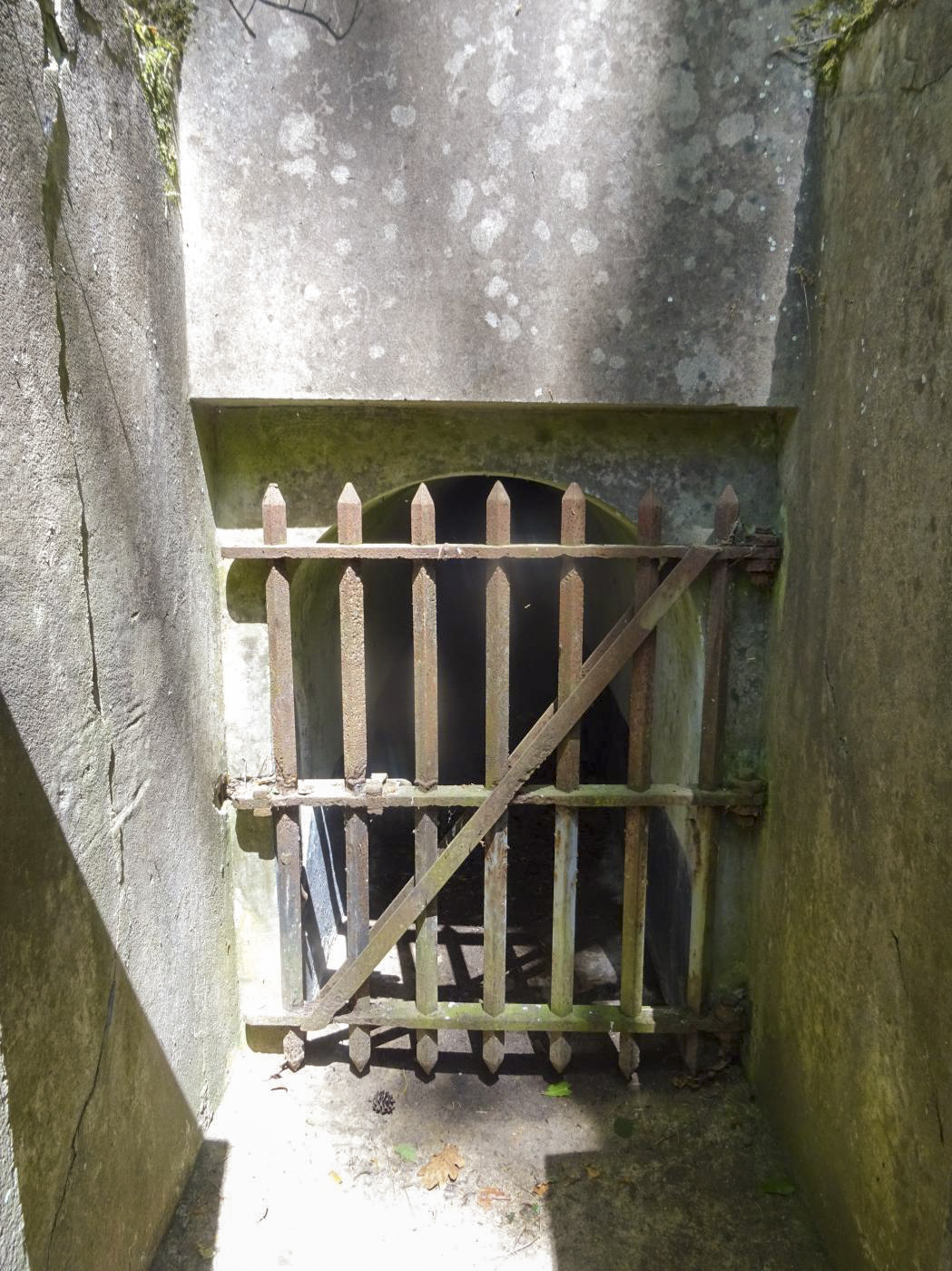 Ligne Maginot - KINDELBERG (QUARTIER CAMP - III/37° RIF) - (Abri) - Égout/issue de secours
Extérieur - ammagsdr