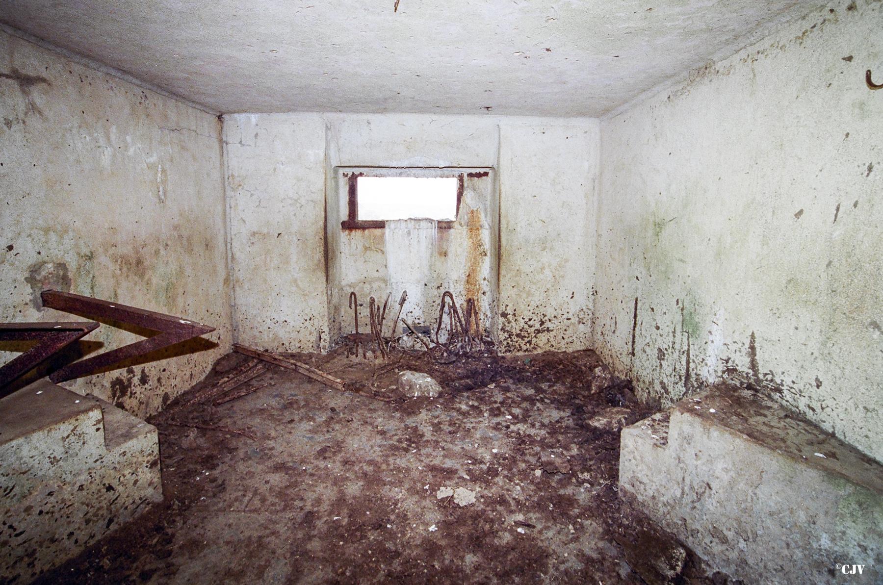 Ligne Maginot - B774 - LE ROND-BOIS - (Blockhaus pour canon) - 