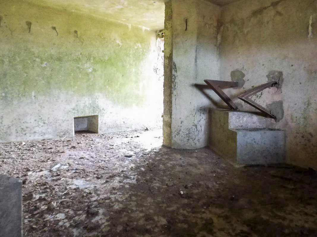 Ligne Maginot - B774 - LE ROND-BOIS - (Blockhaus pour canon) - 