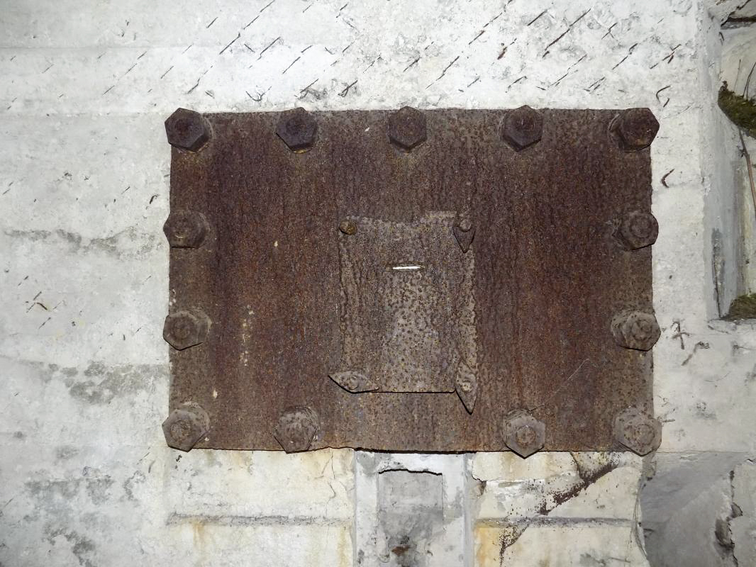 Ligne Maginot - A54 - CROIX BLONDEAU - (Casemate d'infanterie - Simple) - Créneau droite avec blindage type N pour Hotchkiss