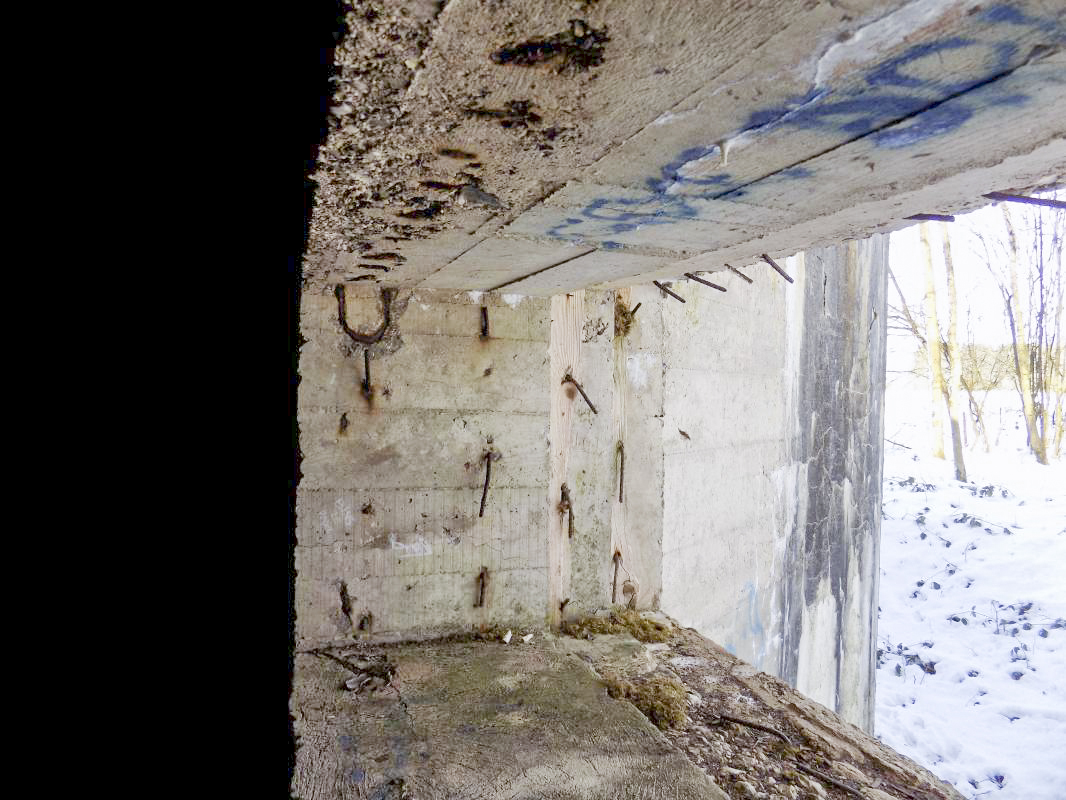 Ligne Maginot - A54 - CROIX BLONDEAU - (Casemate d'infanterie - Simple) - Détail créneau AC (gauche)