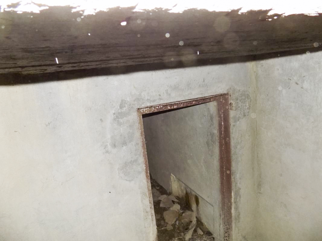 Ligne Maginot - A56 - BOUT D'EN HAUT - (Casemate d'infanterie - Double) - Vue du niveau inférieur gauche, vers direction l'entrée hommes