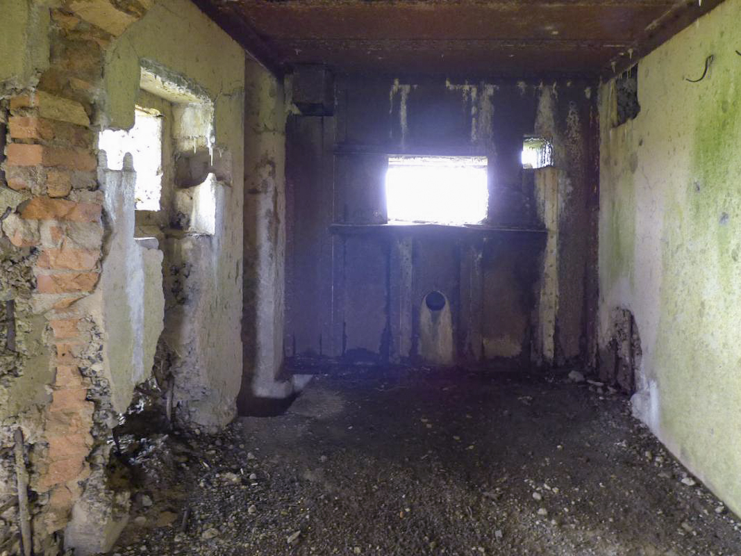 Ligne Maginot - A113 - DEMI LIEUE - (Casemate d'infanterie - Double) - 