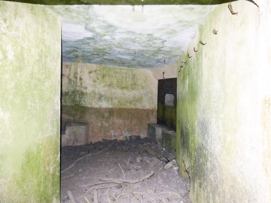 Ligne Maginot - B822 - SAINT HUBERT - (Blockhaus pour canon) - 