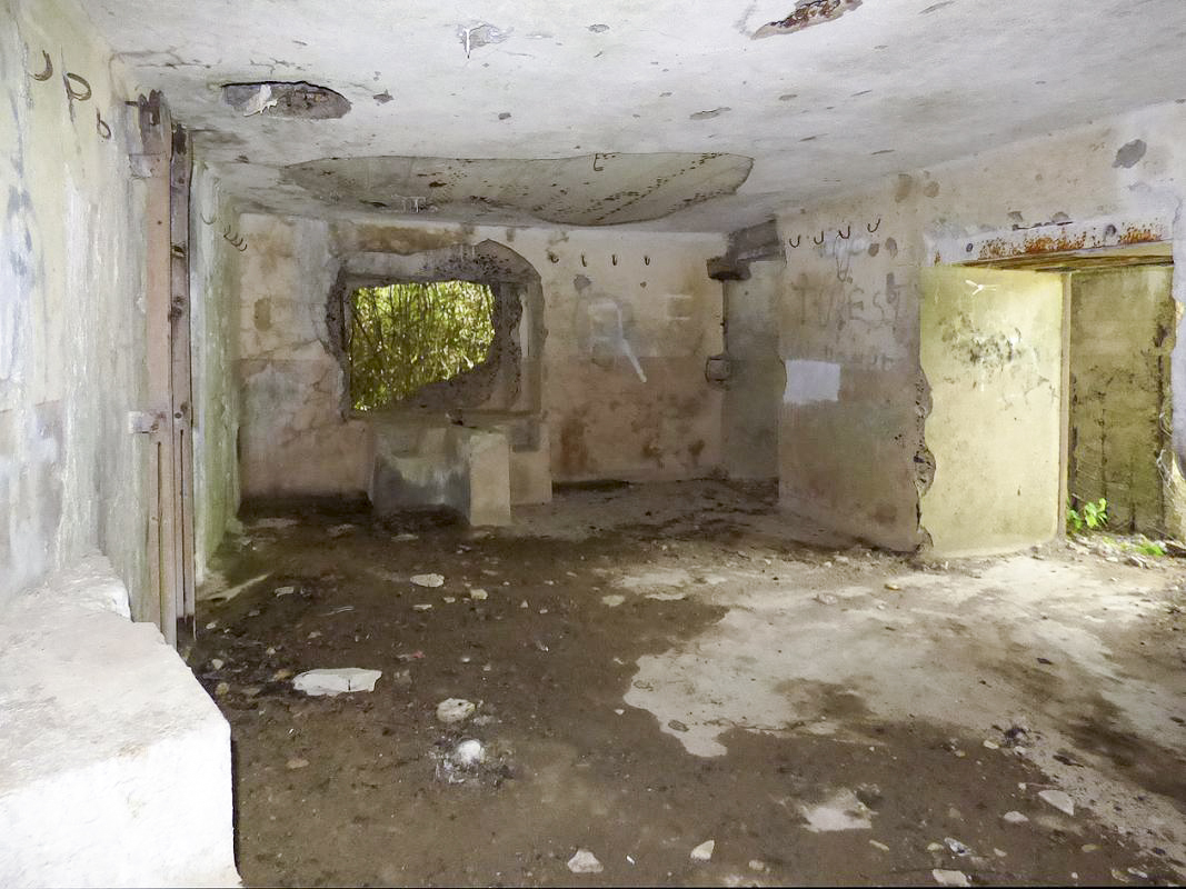 Ligne Maginot - B818 - LA TAILLE LAMBEAUX - (Blockhaus pour canon) - La chambre de tir du flanquement droit