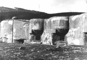 Ligne Maginot - HOCHWALD - (Ouvrage d'artillerie) - Bloc 6
Casemate d'artillerie - Canons de 75 mle 29