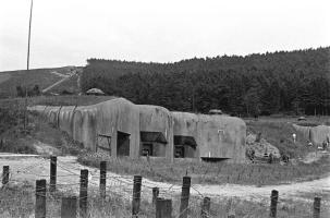 Ligne Maginot - HOCHWALD - (Ouvrage d'artillerie) - Bloc 12
Casemate d'artillerie
Canons de 75 modèle 29