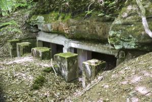 Ligne Maginot - GALGENBERG SUD - (Abri) - Abri sous roche naturel renforcé par un début de construction