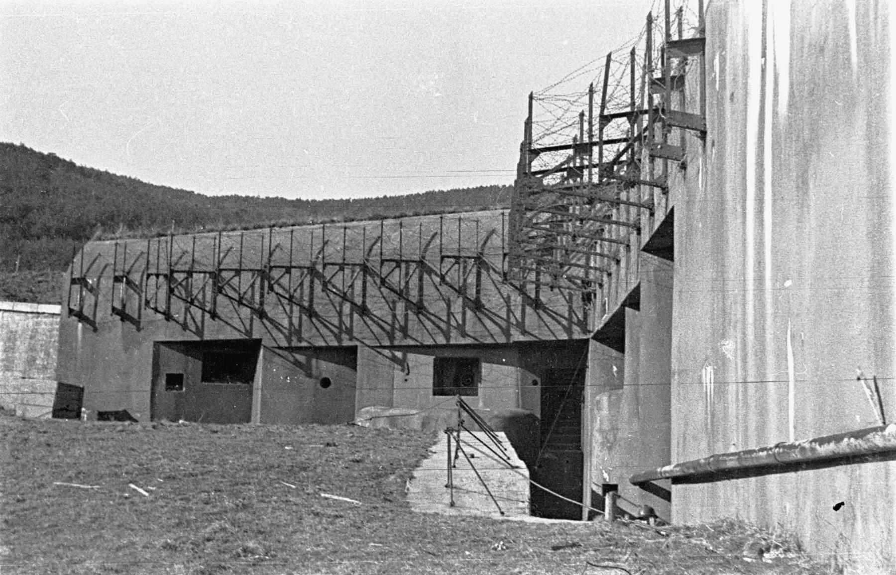 Ligne Maginot - HOCHWALD - (Ouvrage d'artillerie) - Bloc 3
Cloche GFM camoufléee
 - Albert HAAS