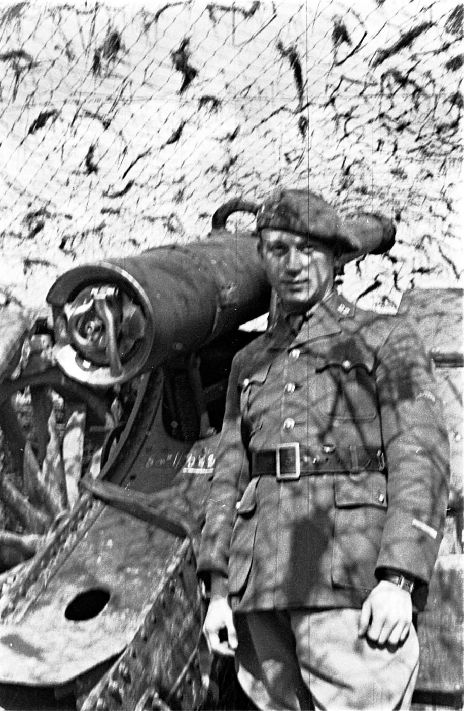 Ligne Maginot - S2 - (Position d'artillerie préparée) - Une des pièces de 120 L de Bange
Lt Haas - Inconnu