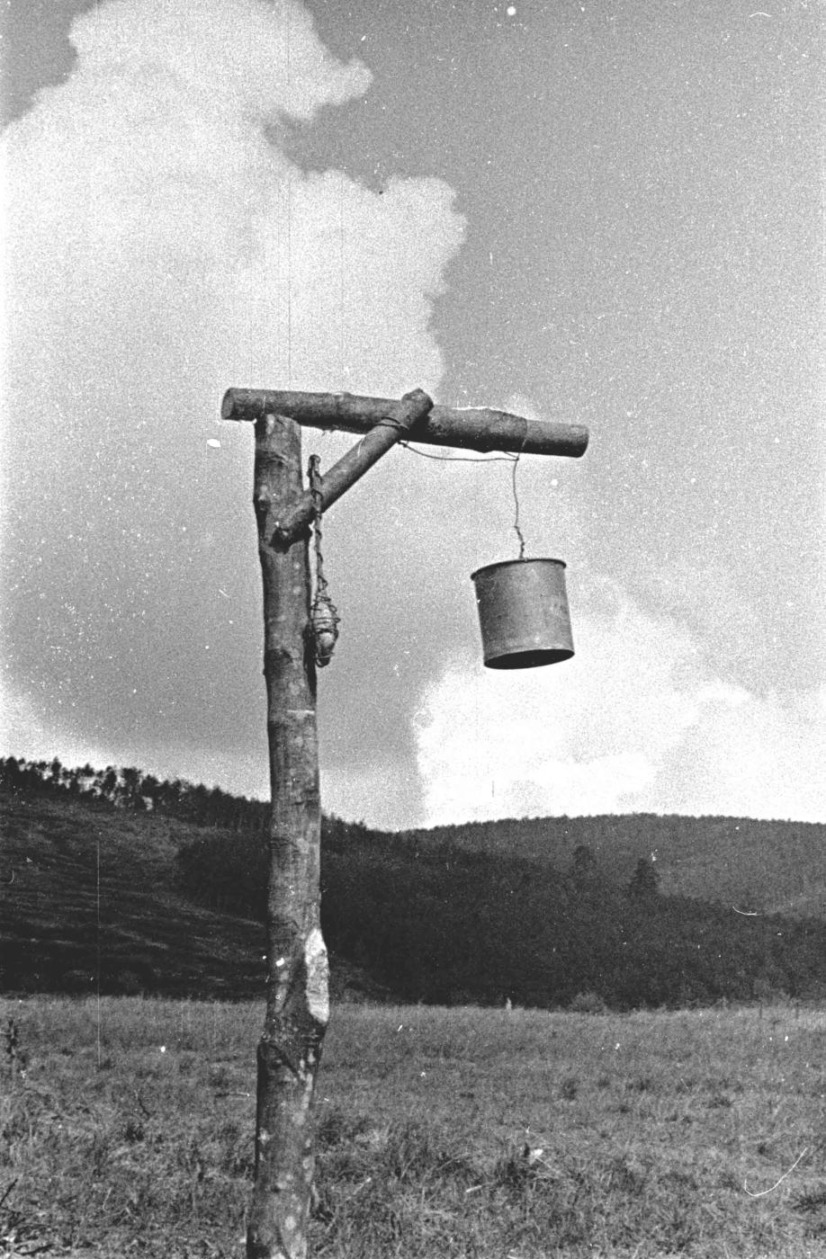 Ligne Maginot - HOCHWALD - (Ouvrage d'artillerie) - Cloche improvisée sur les avants de l'ouvrage - Albert HAAS