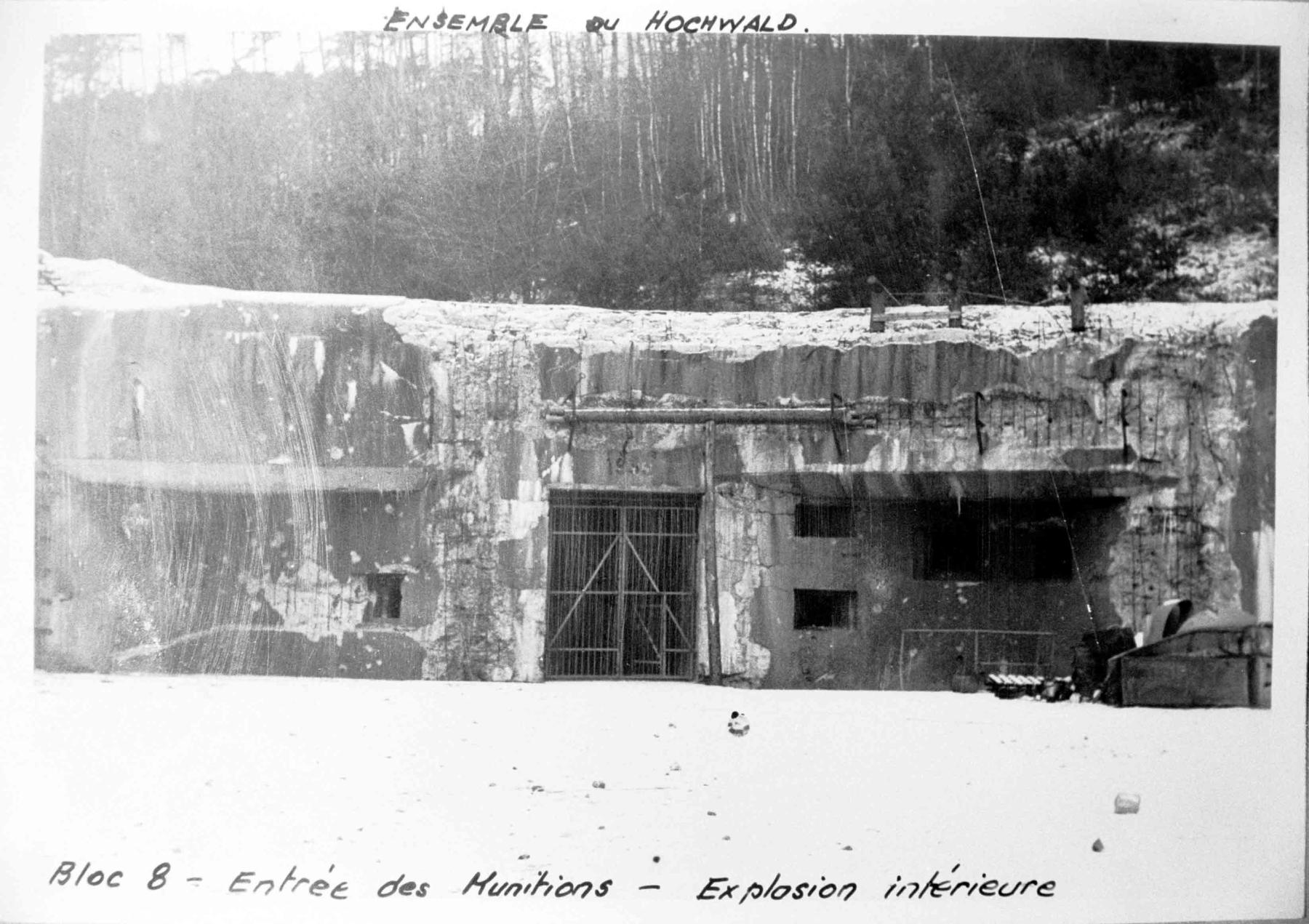 Ligne Maginot - HOCHWALD - (Ouvrage d'artillerie) - Bloc 8
Entrée munitions
Destructions allemandes - Inconnu