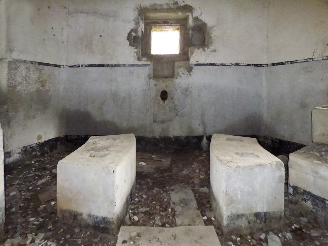 Ligne Maginot - B767 - MAISON FORESTIERE DE LA FOLIE - (Blockhaus pour canon) - 