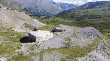 Ligne Maginot - COL DE BUFFERE - (Ouvrage d'infanterie) - Bloc 1 et le bloc cheminée