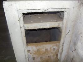 Ligne Maginot - LA FERTE - (Camp de sureté) - Intérieur du bâtiment principal, sous sol, regard d'évacuation des eaux usées