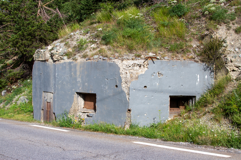 Ligne Maginot - MONTGENEVRE (BARRAGE RAPIDE) - (Blockhaus pour arme infanterie) - Le blockhaus en juillet 2022 - Michel Teiten