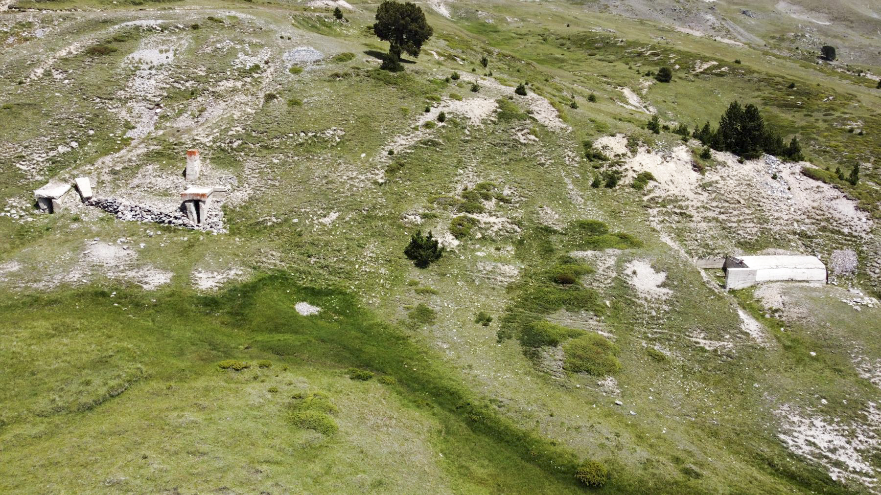 Ligne Maginot - COL DE BARTEAUX NORD - (Abri) - Abris nord et sud - ELLENA Daniel - CUNY Philippe