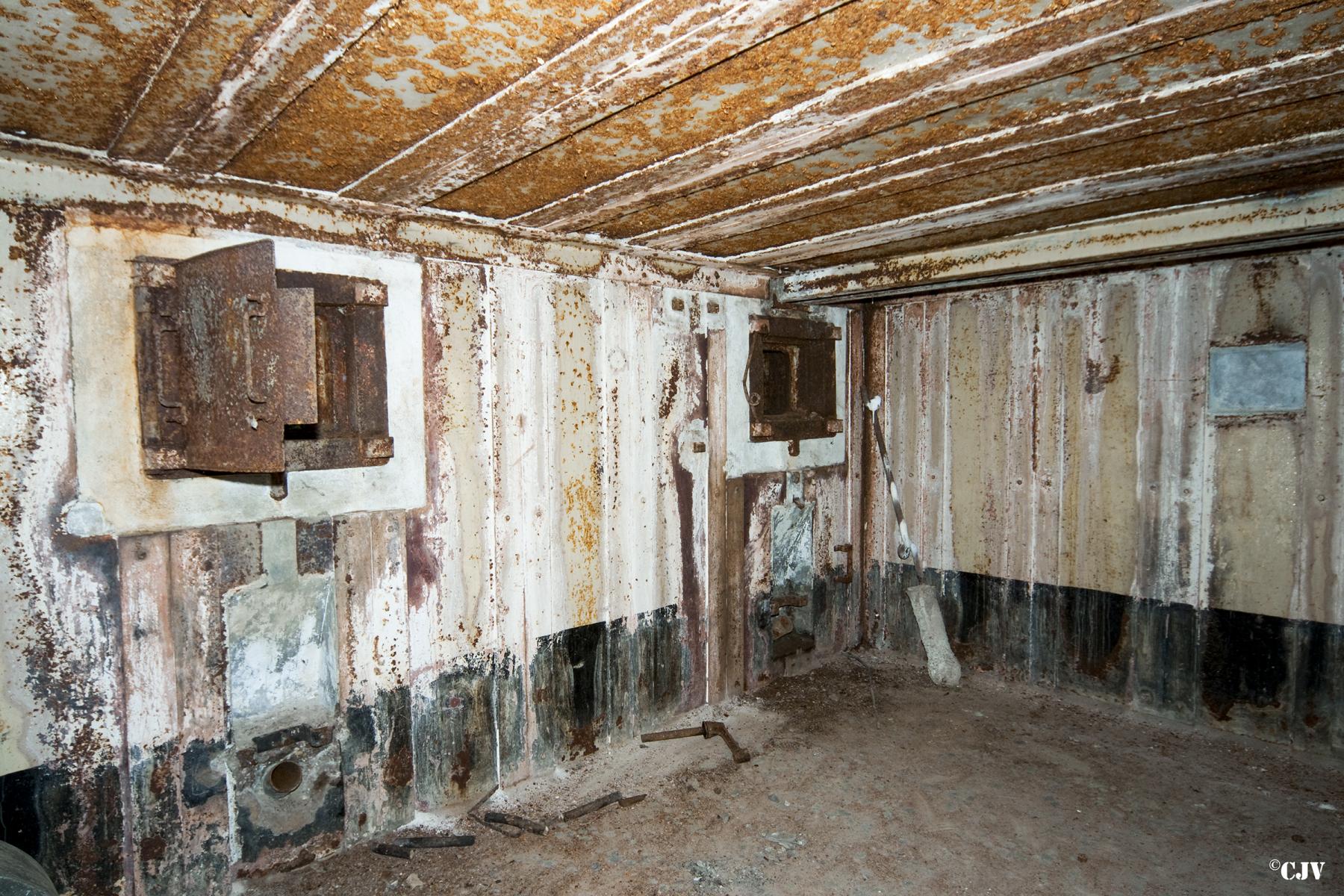 Ligne Maginot - BASSE PARTHE EST - C46 - (Casemate d'infanterie - Simple) - Etage supérieur
La chambre de tir