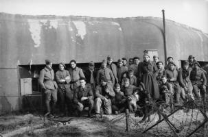 Ligne Maginot - OBERROEDERN NORD - (Casemate d'infanterie - Double) - L'équipage de la casemate
Lt Vialle Henry