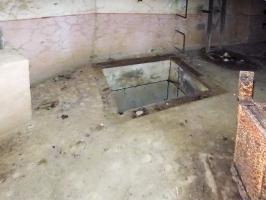 Ligne Maginot - B812 - PAR DELA L'ETANG - (Blockhaus pour canon) - Accès au niveau inférieur