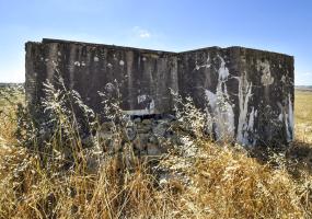 Ligne Maginot - DB344 - LES PUJOLS - (Blockhaus pour arme infanterie) - 