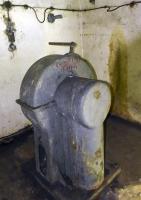 Ligne Maginot - BREHAIN - A6 (Ouvrage d'artillerie) - Pompe pour puits profond Masure et Fils équipant le puits alimentant l'ouvrage en eau