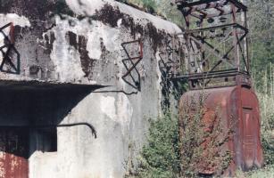 Ligne Maginot - BREHAIN - A6 - (Ouvrage d'artillerie) - Entrée des hommes
Son transformateur