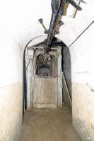 Ligne Maginot - BREHAIN - A6 - (Ouvrage d'artillerie) - Bloc 5
Le monte-charge du bloc avec le monorail permettant la manutention des casiers à munitions