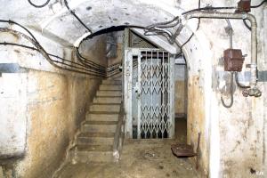 Ligne Maginot - BREHAIN - A6 - (Ouvrage d'artillerie) - Bloc 7
L'escalier et monte-charge