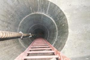 Ligne Maginot - BREHAIN - A6 - (Ouvrage d'artillerie) - L'entrée de l'un des cables HTA de l'ouvrage.