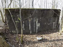 Ligne Maginot - BA89 - MOULIN LACAILLE - (Blockhaus pour canon) - 'Le mur', face opposé du blockhaus
