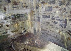 Ligne Maginot - BA107 - ROUTE DE REVIN 4 - (Blockhaus pour arme infanterie) - Créneau pour mitrailleuse de droite + créneau FM de droite