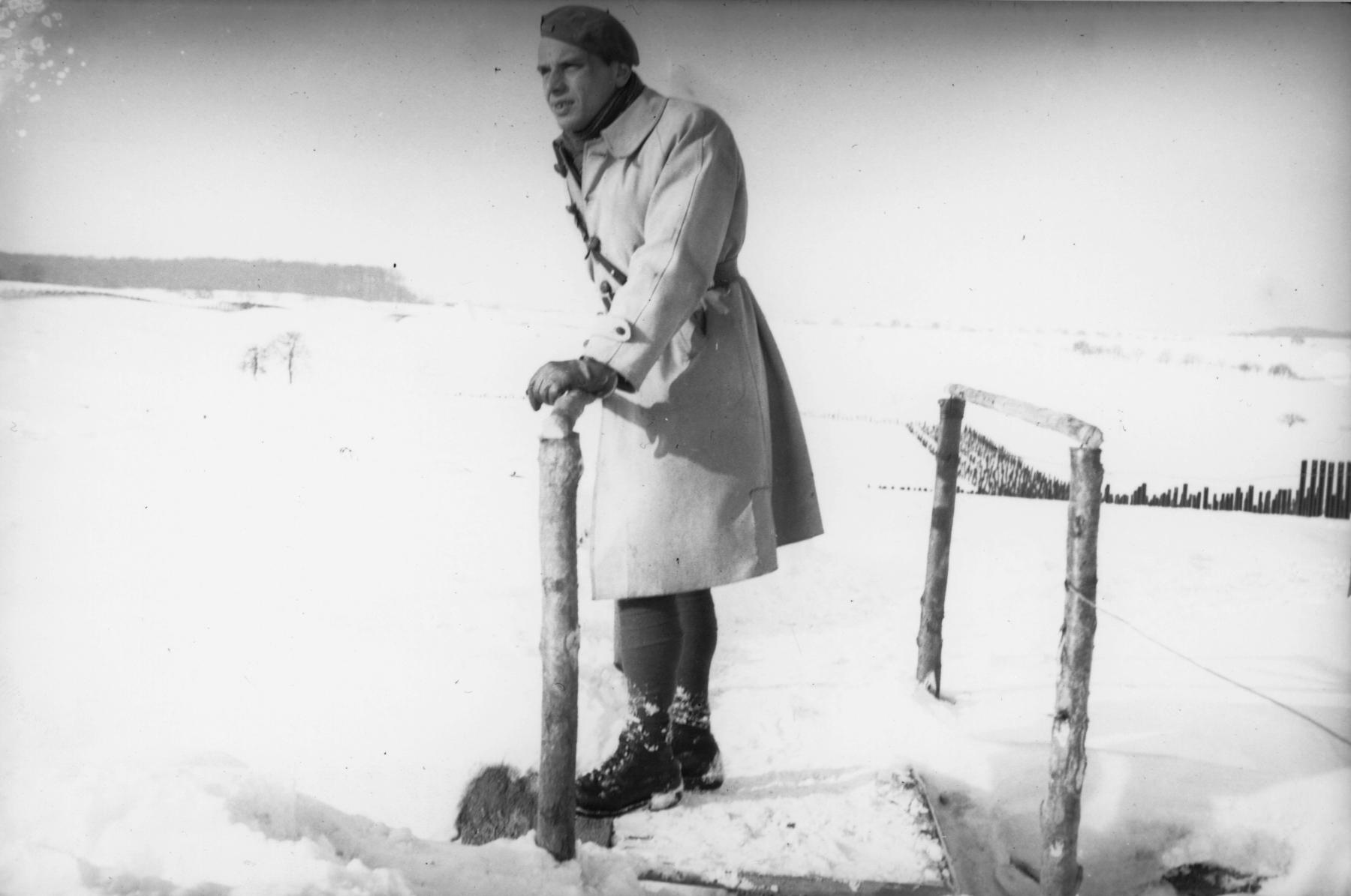 Ligne Maginot - OBERROEDERN NORD - (Casemate d'infanterie - Double) - Le Lt Vialle Henry commandant la casemate  - Inconnu 